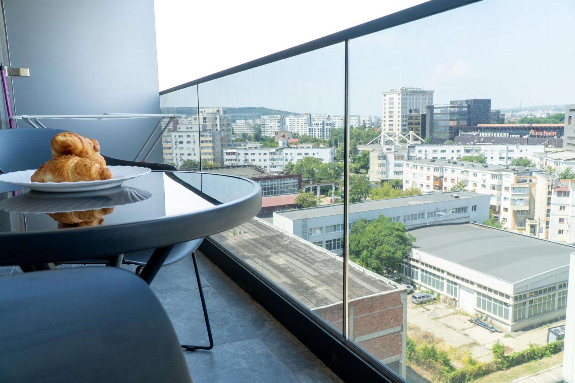 Center Apartment Palas Mall View Ясси Екстер'єр фото